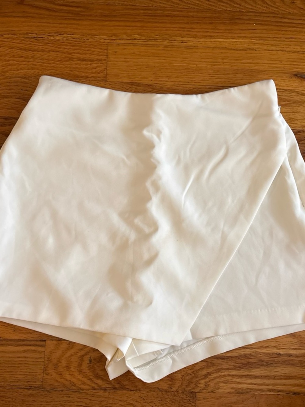 Love Tree White Wrap-Front Skort